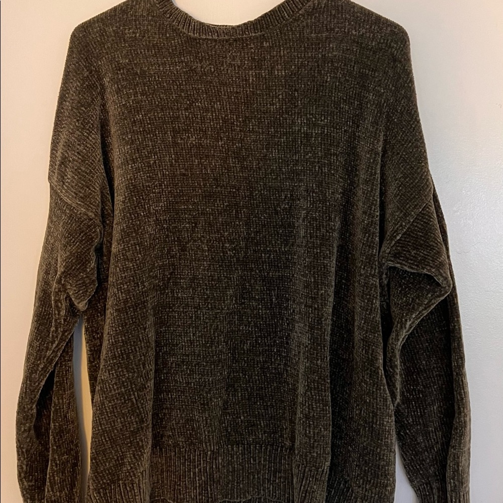 Forever 21. Medium. Sweater shirt. Green